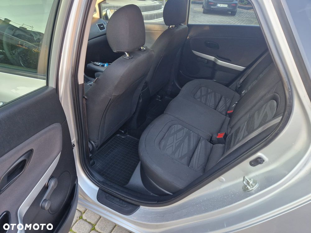 Kia Ceed 1.6 CRDi S - 8