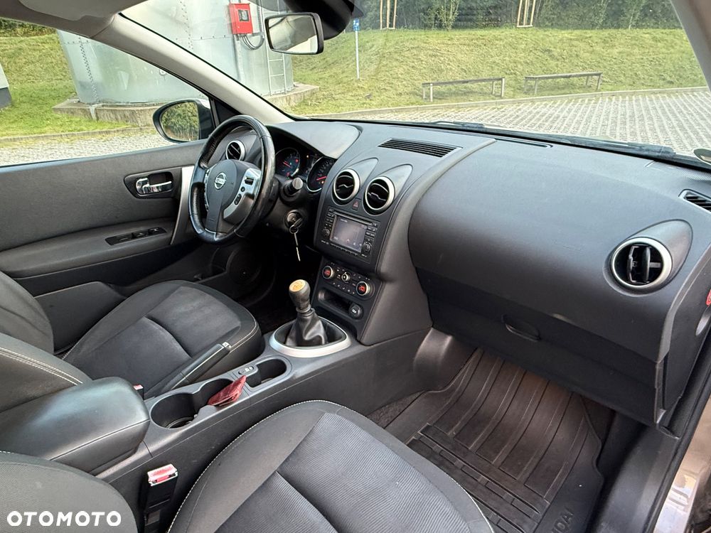 Nissan Qashqai - 16