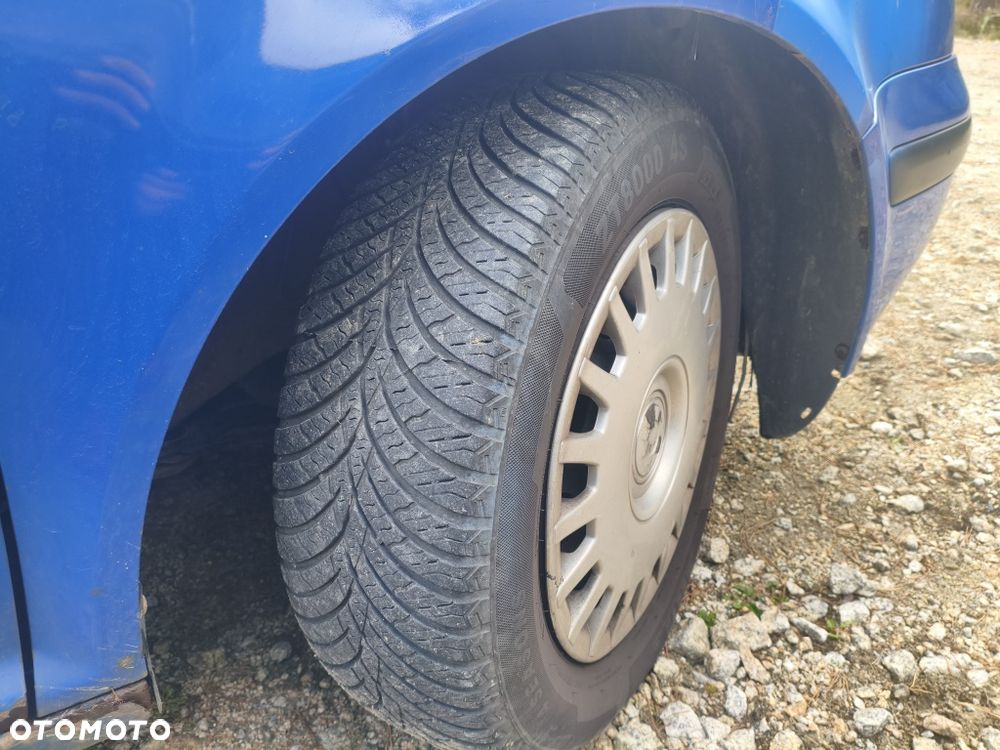 Volkswagen Golf - 10