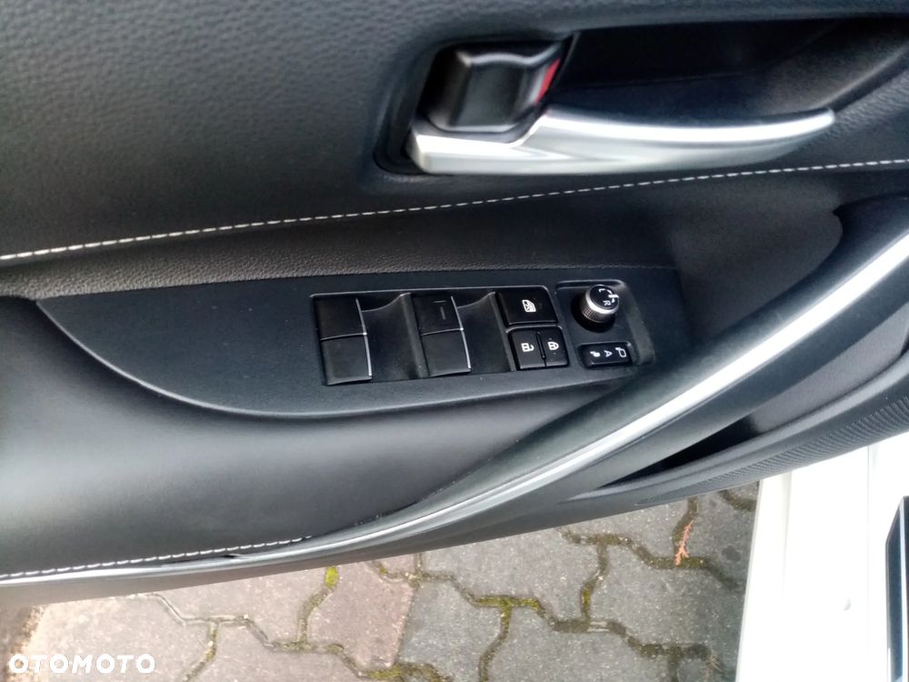 Toyota Corolla 1.8 Hybrid Style - 23