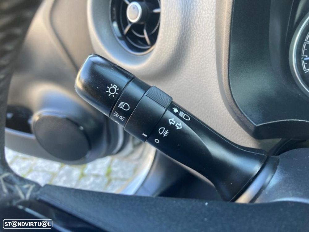 Toyota Yaris 1.0 VVT-i Comfort - 16