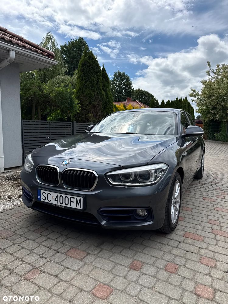 BMW Seria 1 120d Sport Line - 11