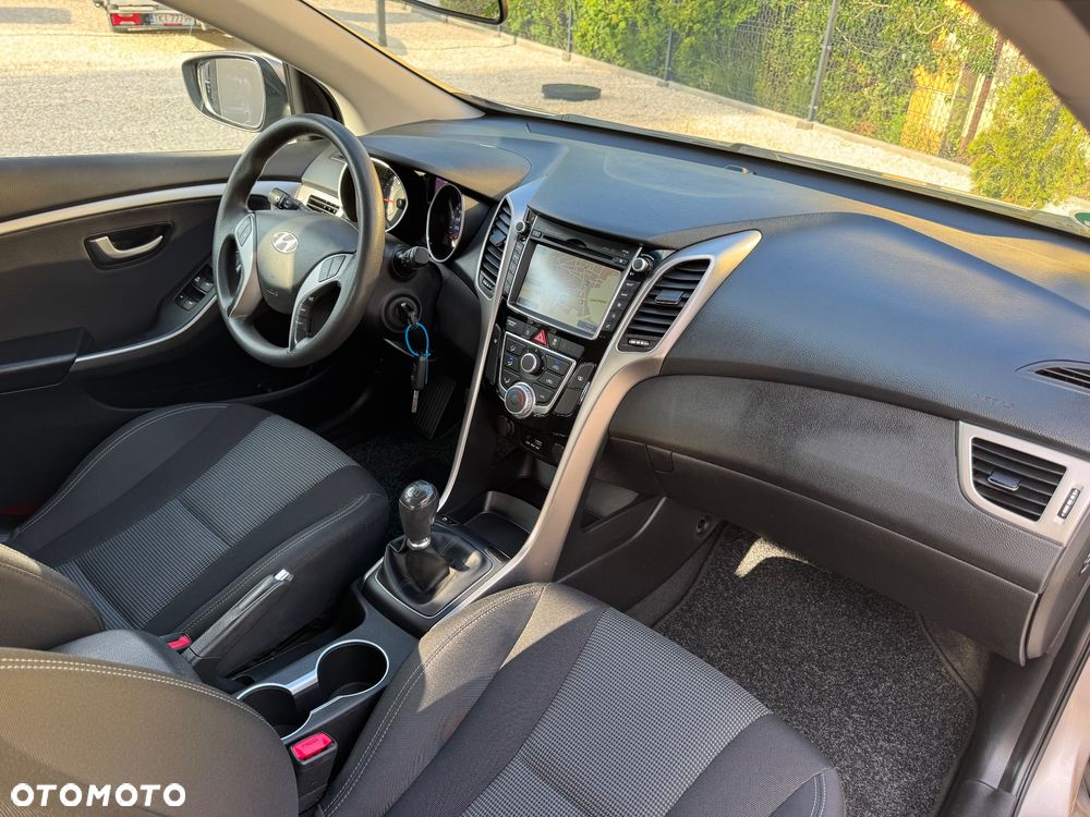 Hyundai i30 blue 1.4 Classic Navigation - 18