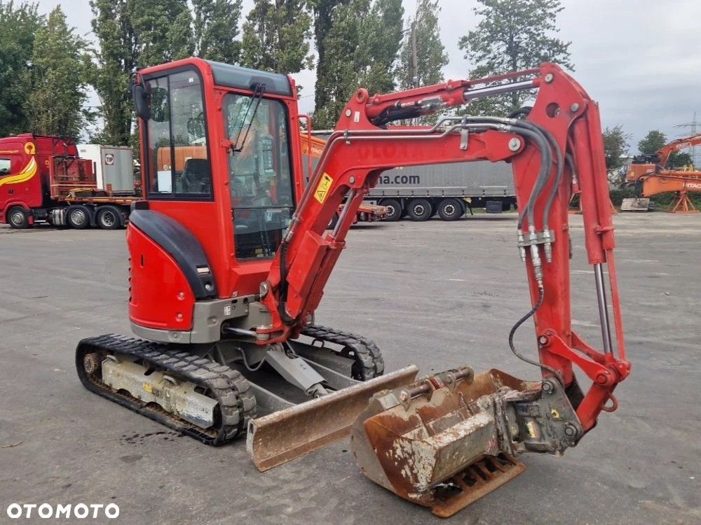 Yanmar ViO26-6 - 6
