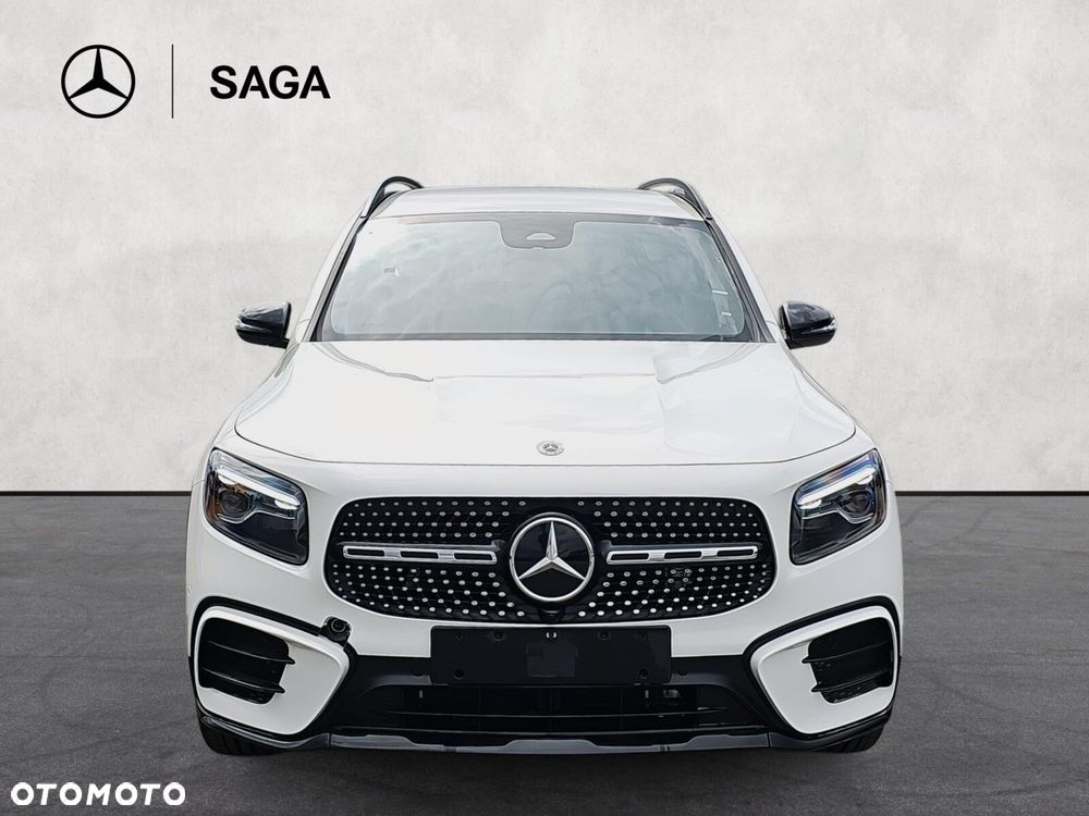 Mercedes-Benz GLB - 3