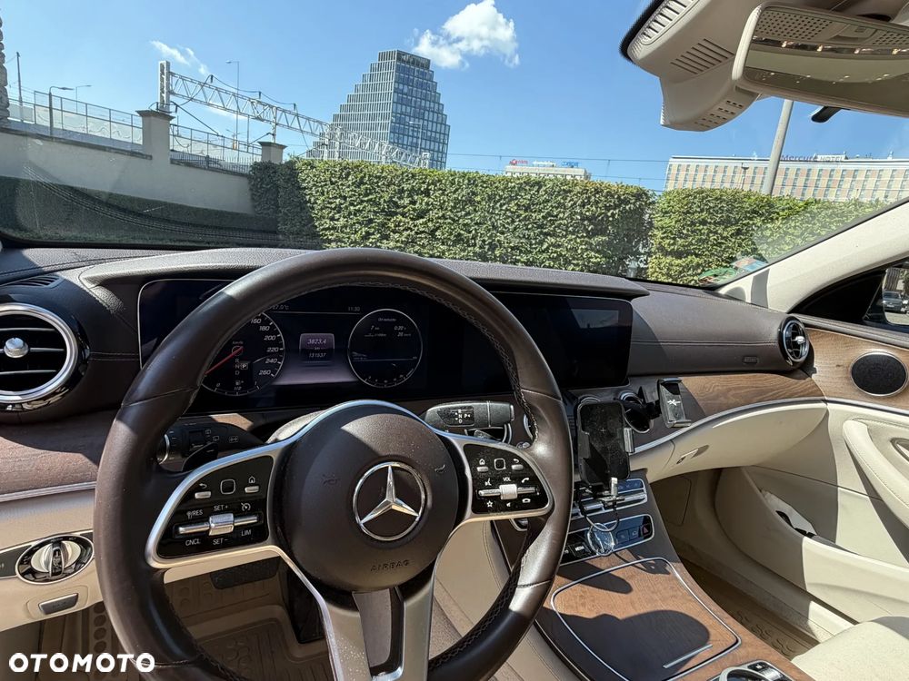 Mercedes-Benz Klasa E 220 d 9G-TRONIC - 10