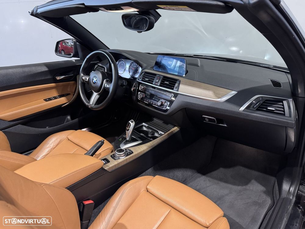 BMW 218 i Cabrio Line Luxury Auto - 41