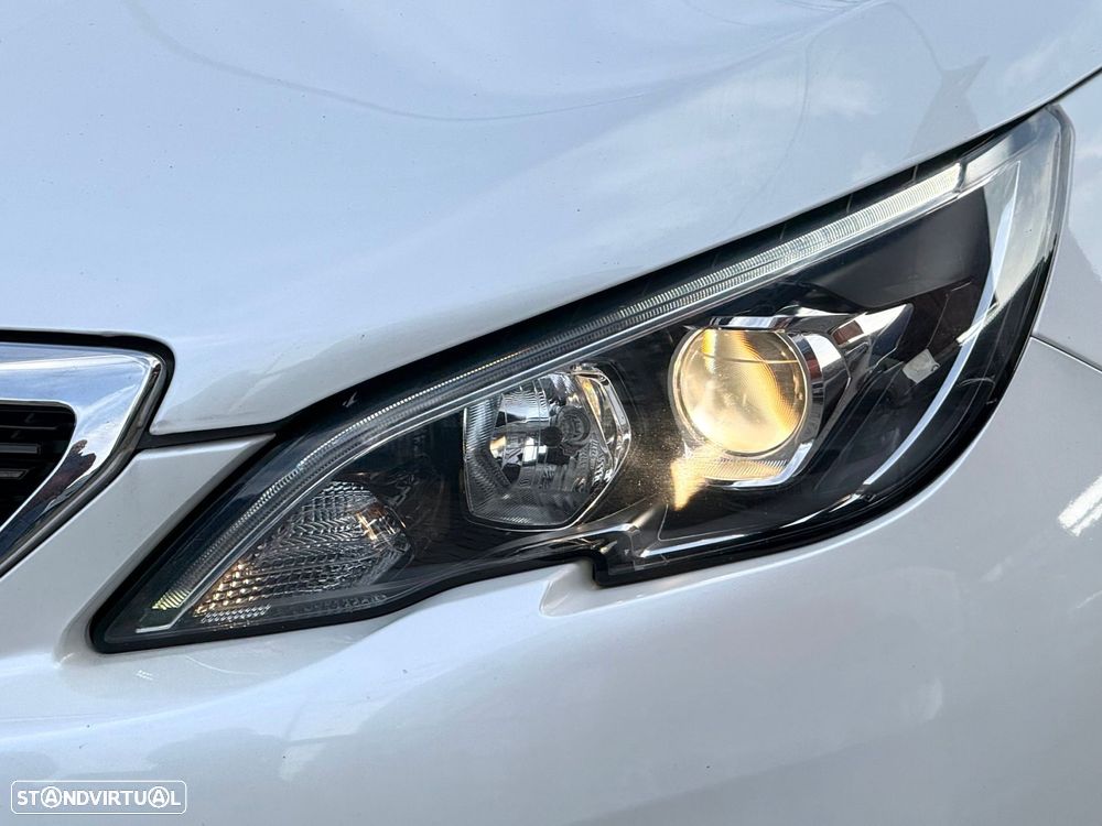 Peugeot 308 SW 1.5 BlueHDi Style EAT8 - 5