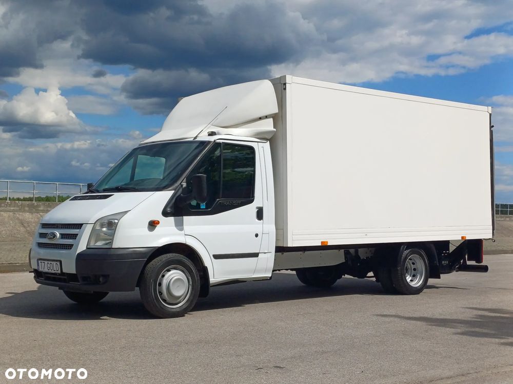 Ford Transit - 1