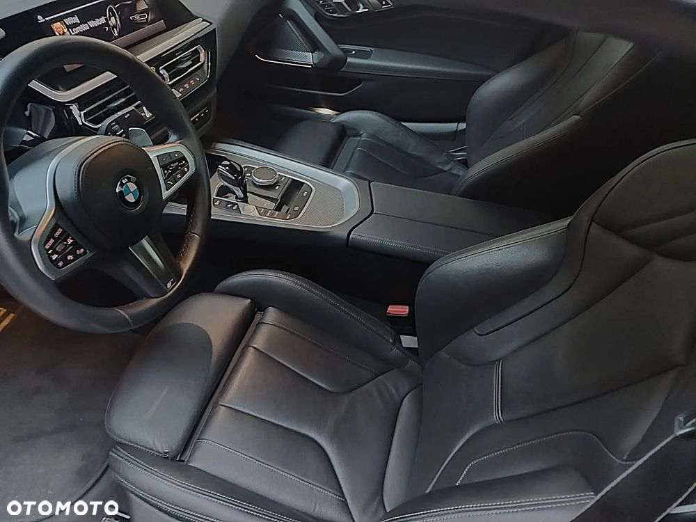 BMW Z4 sDrive30i - 27
