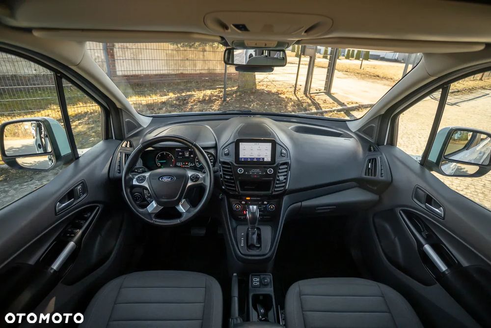 Ford Tourneo Connect Grand - 34