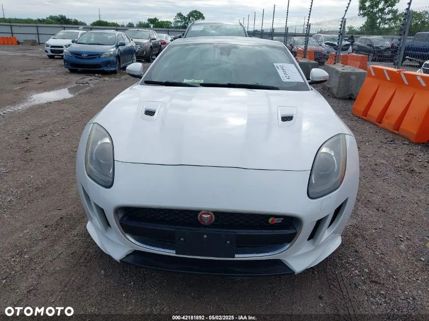 Jaguar F-Type - 2