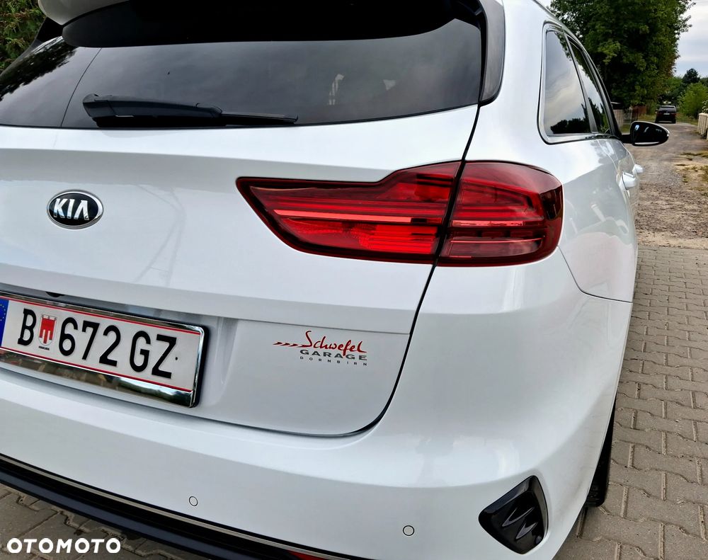 Kia Ceed 1.4 T-GDI OPF Platinum Edition - 12