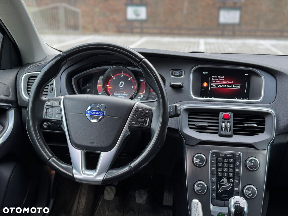 Volvo V40 D4 Summum - 13