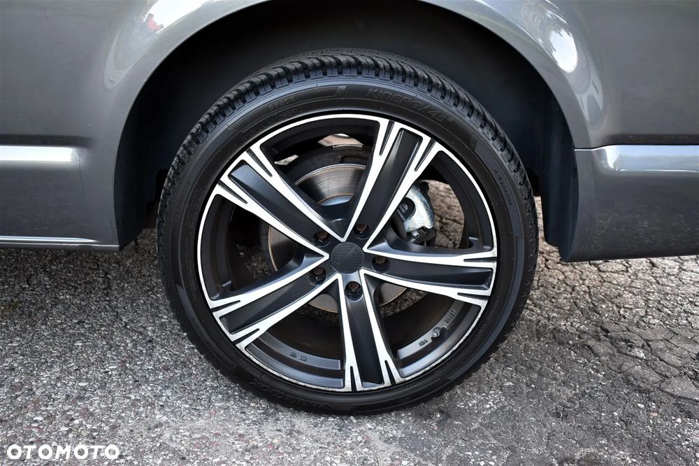 Volkswagen Multivan L1 Business - 11