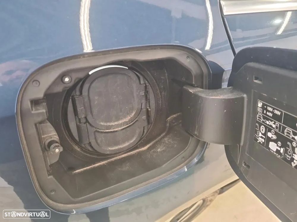 Mercedes-Benz A 250 e Style Plus - 10