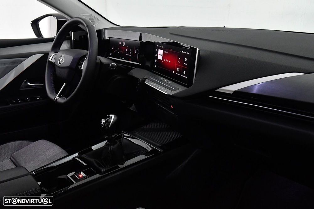 Opel Astra 1.2 T Elegance - 17