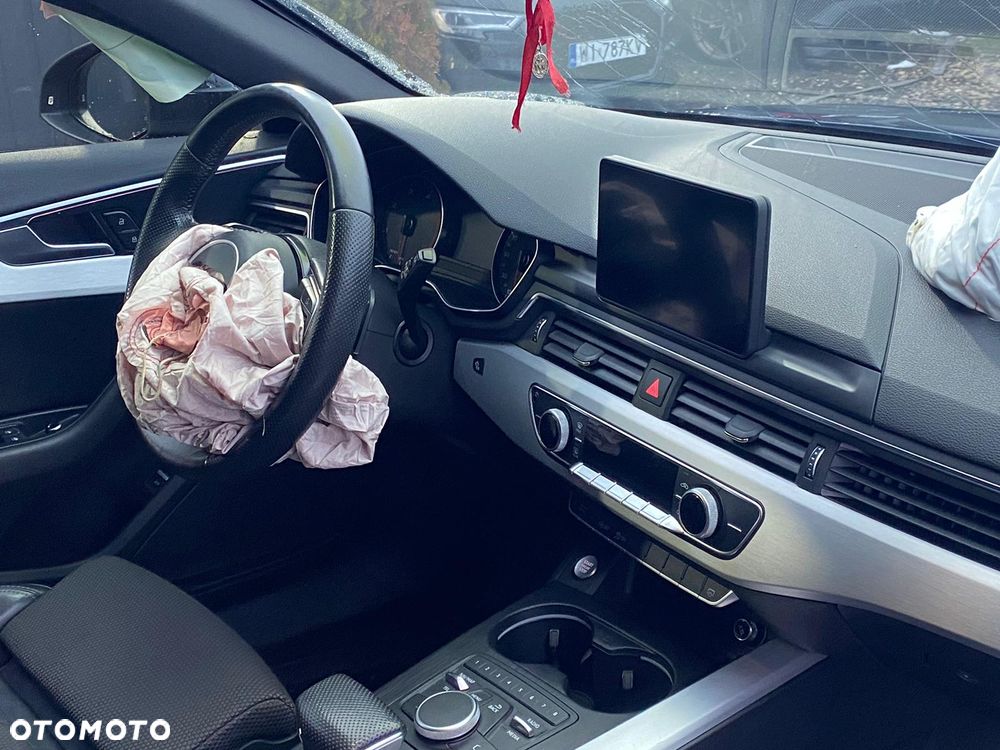 Audi A4 Avant 2.0 TDI S tronic - 14