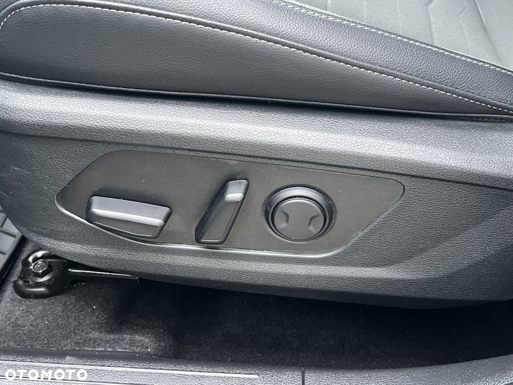 Kia Sportage 1.6 T-GDI Anniversary 2WD DCT - 25