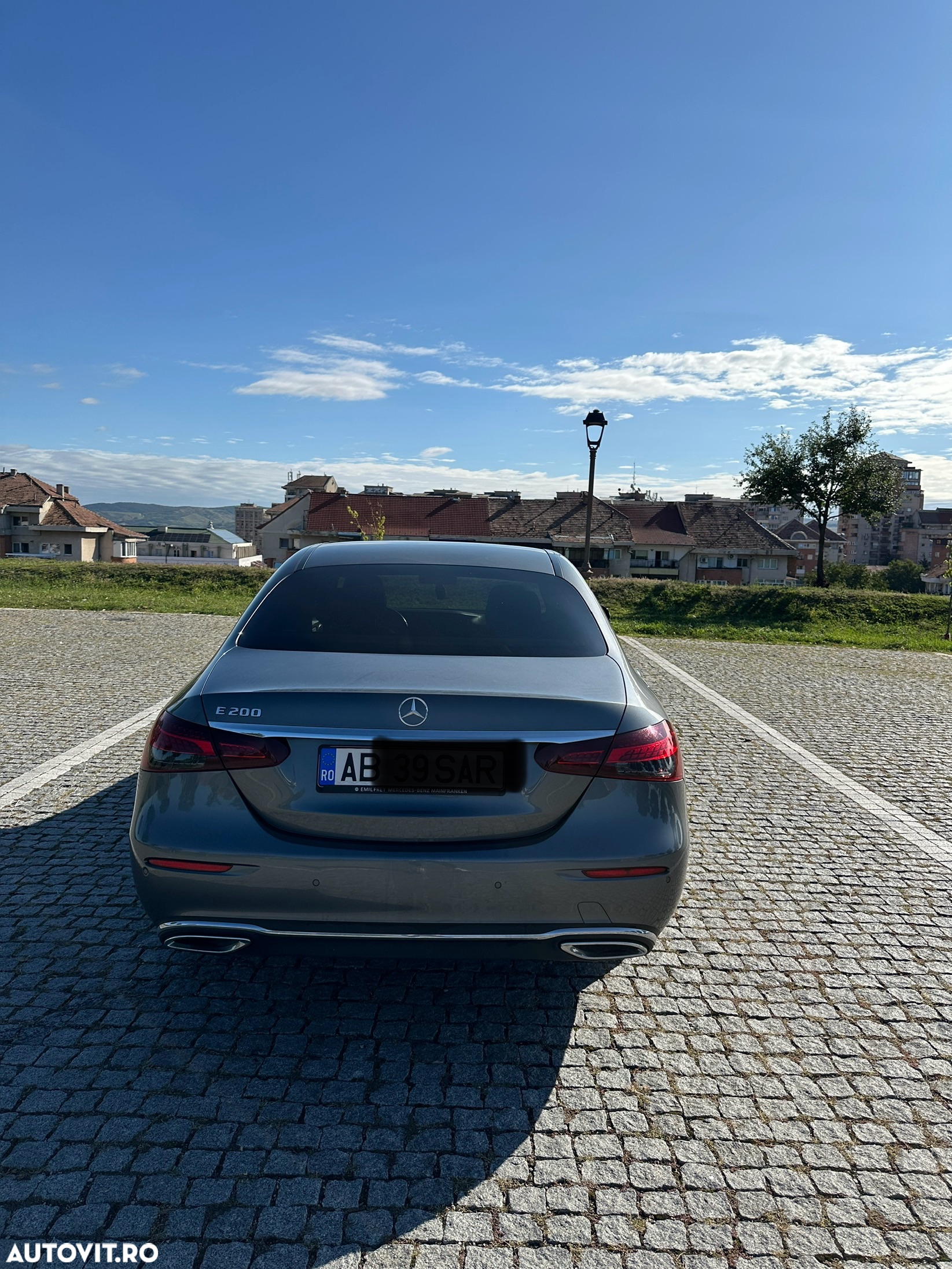 Mercedes-Benz E 200 4Matic T 9G-TRONIC Avantgarde - 7