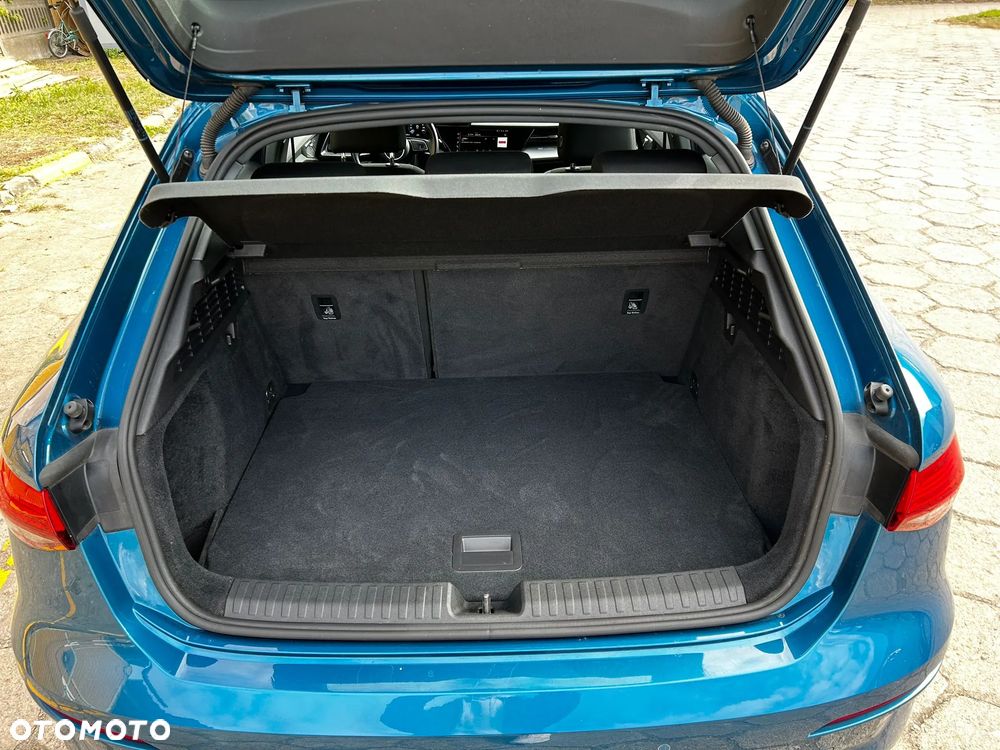 Audi A3 Sportback 35 TFSI S tronic - 11