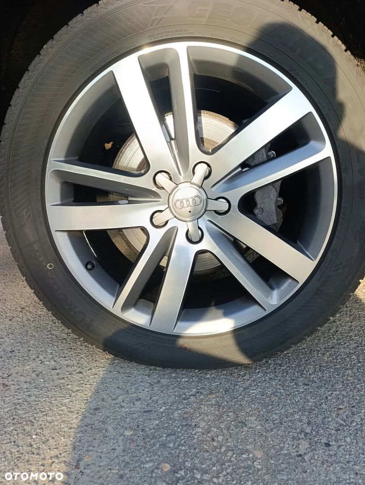 Audi Q7 2007 photo 2