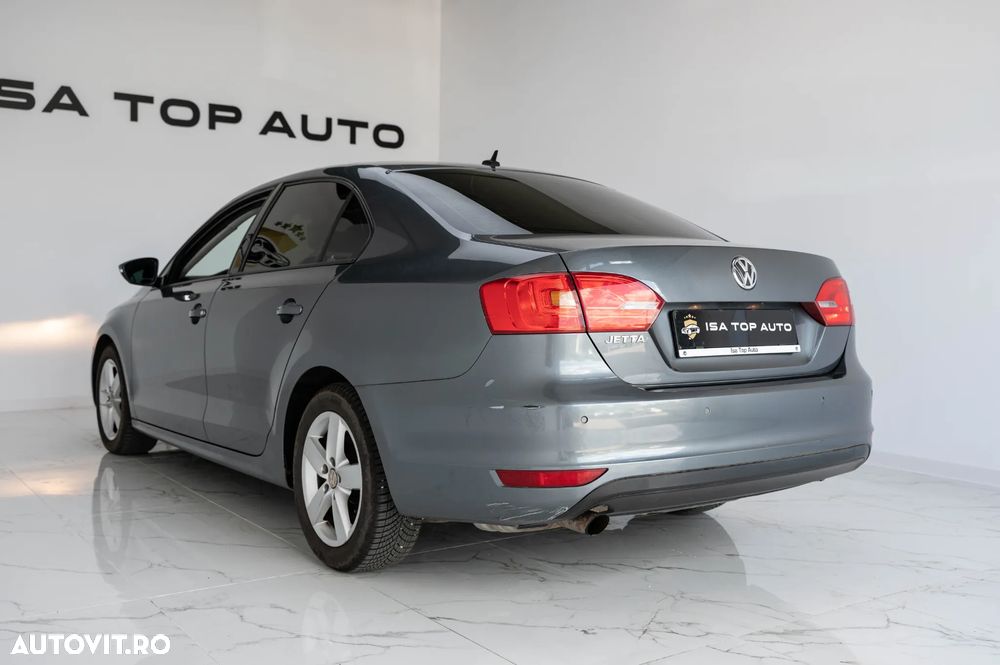 Volkswagen Jetta 2011 photo 4