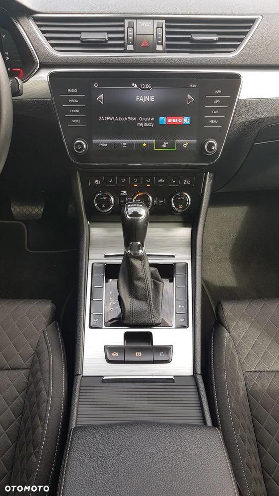 Skoda Superb 1.5 TSI Ambition DSG - 12