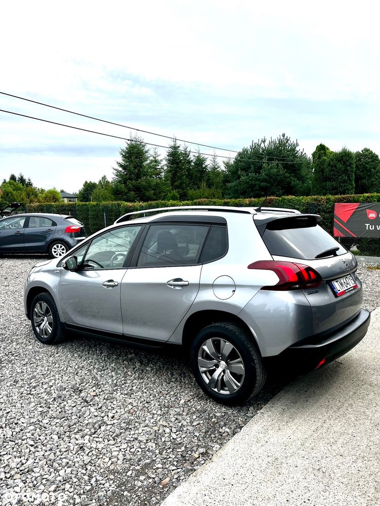 Peugeot 2008 1.2 VTi Allure - 4