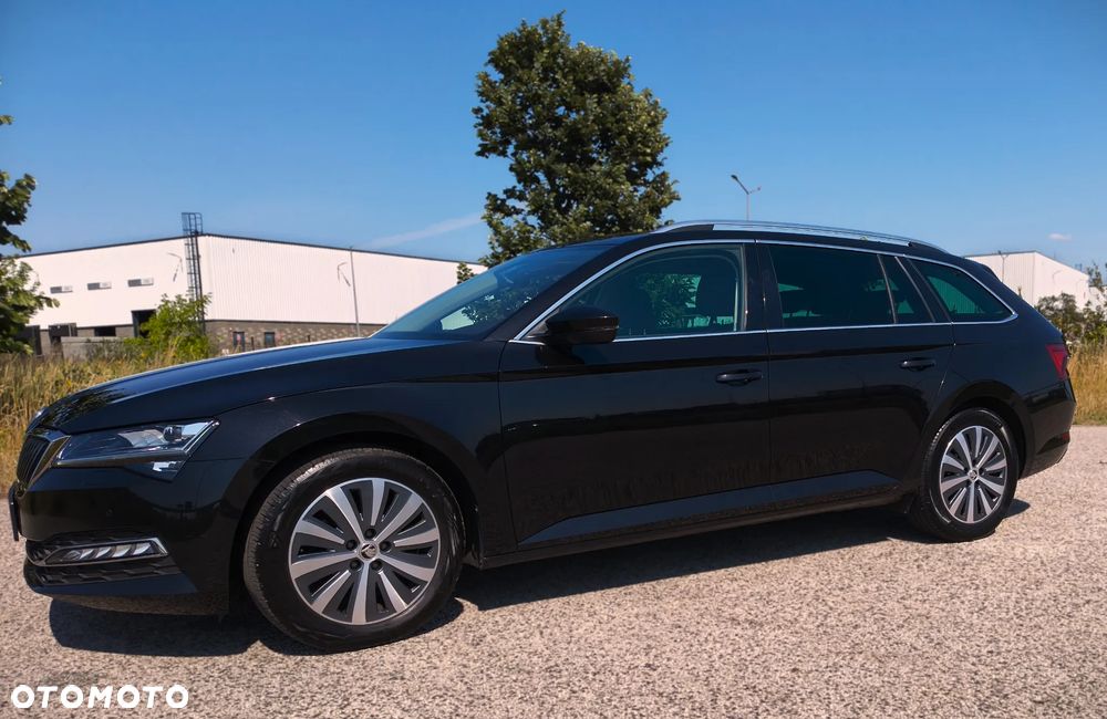 Skoda Superb 2.0 TDI SCR Style DSG - 3