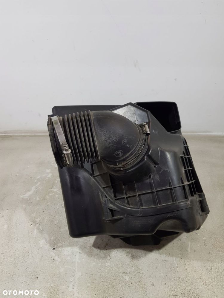 obudowa filtra powietrza przepływomierz 7567175 bmw e90 e91 lci eur 2.0b - 4