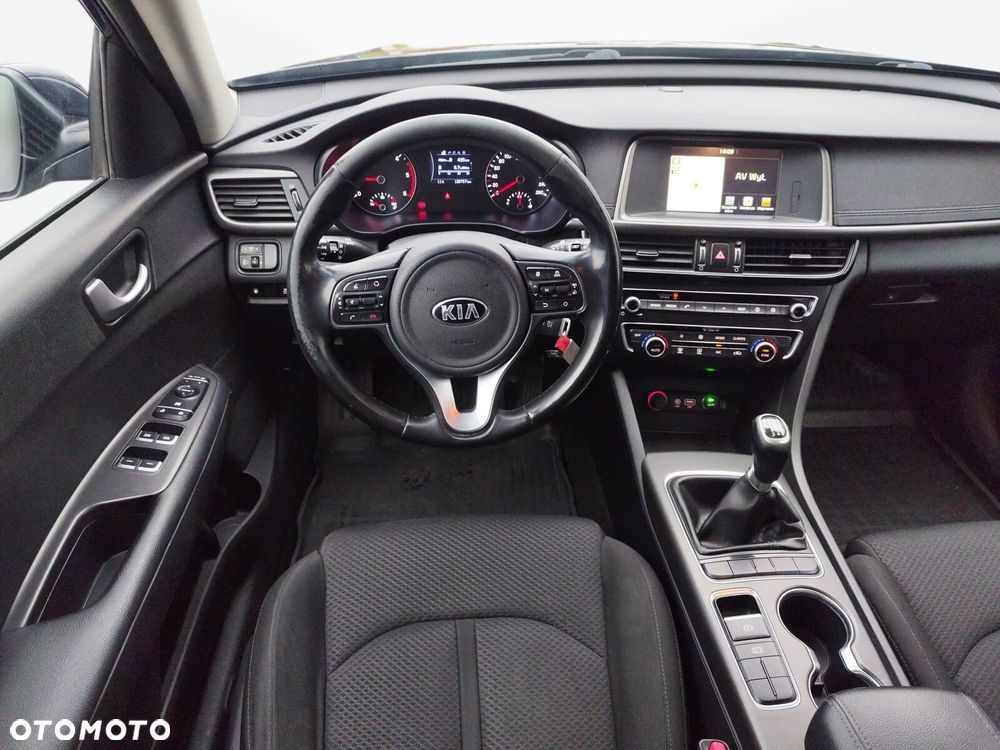Kia Optima - 14