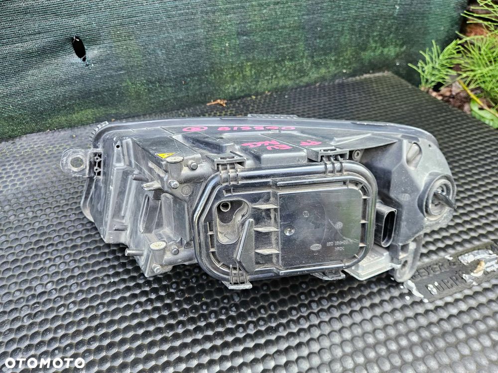 Reflektor Lampa Przetwornica Xenon Przód Przednia PRAWA Europa Audi A6 C6 - 16