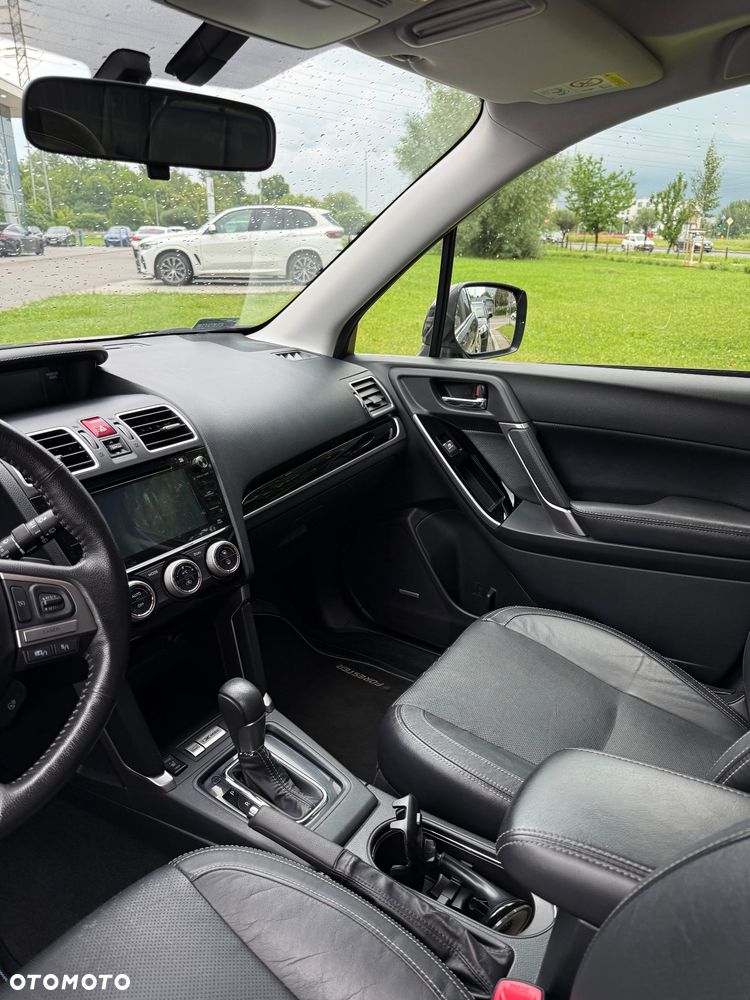 Subaru Forester 2.0 XT Platinum Lineartronic - 8