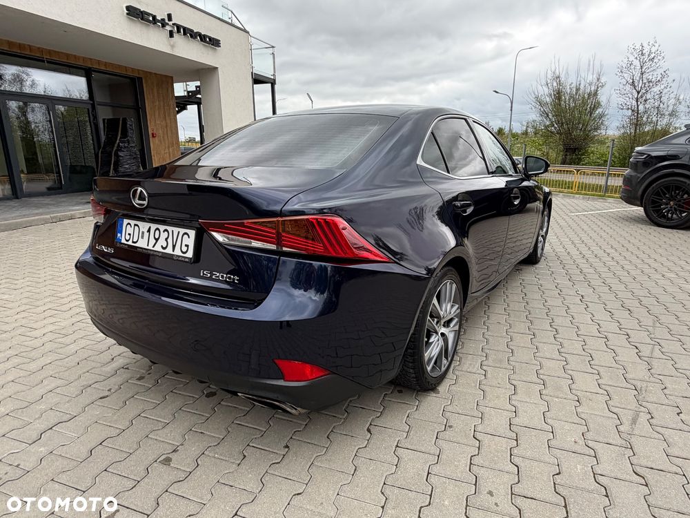 Lexus IS 200t / 300 Prestige - 6