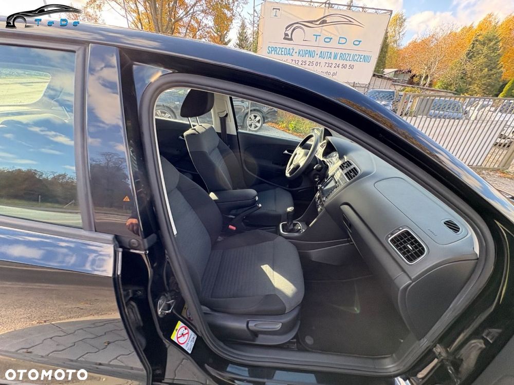 Volkswagen Polo 1.2 12V Highline - 32