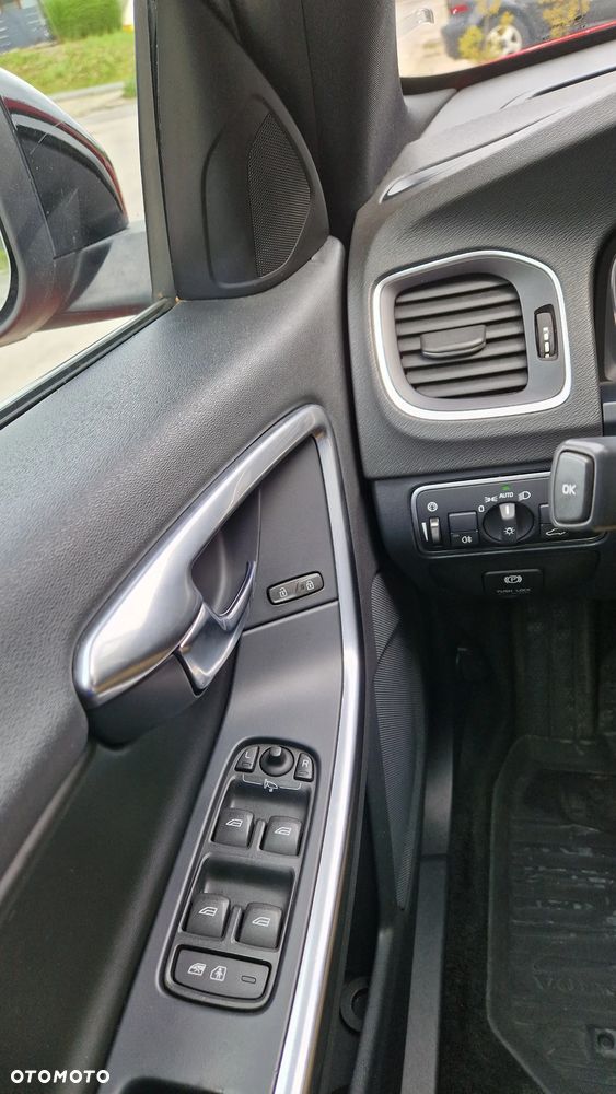 Volvo V60 D4 Drive-E Summum - 24