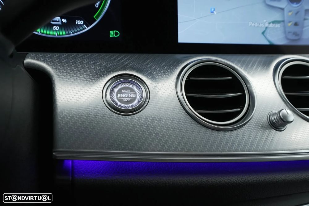 Mercedes-Benz E 300 de Avantgarde - 23