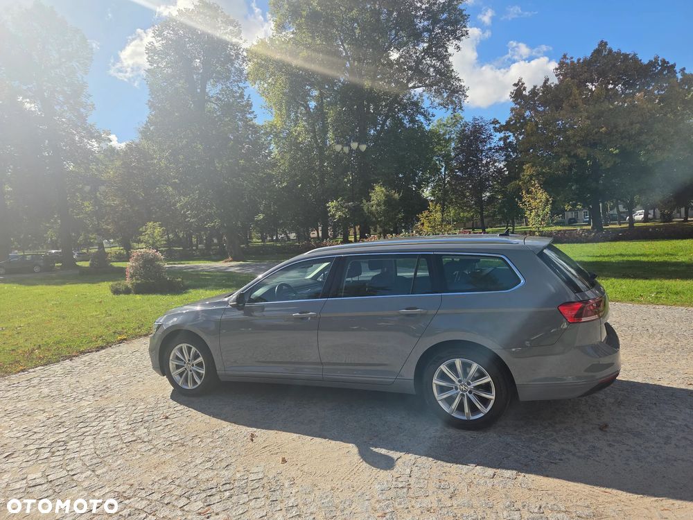 Volkswagen Passat 2.0 TDI SCR Style DSG - 29