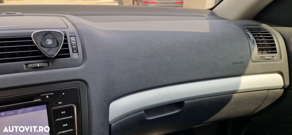 Skoda Octavia 1.4 MPI Ambiente - 24