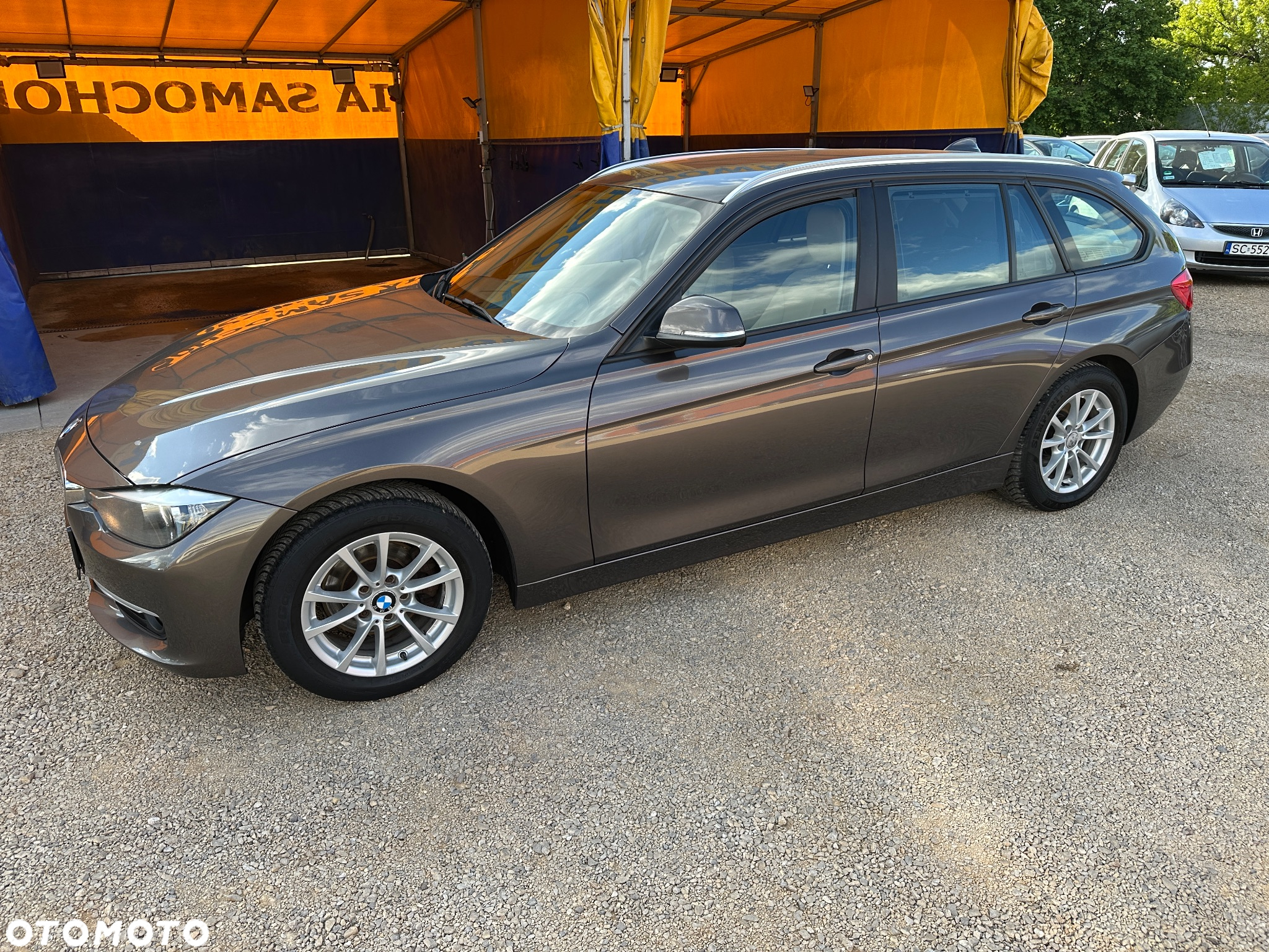 BMW Seria 3 318d DPF Touring Edition Exclusive - 5