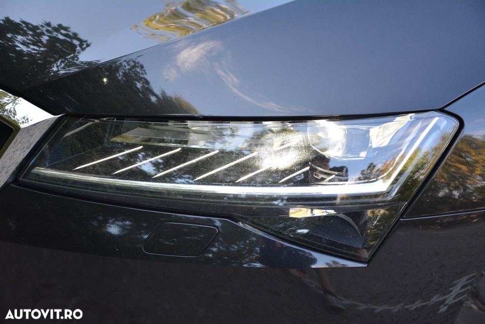 Skoda Superb 2.0 TDI DSG Premium Edition - 25