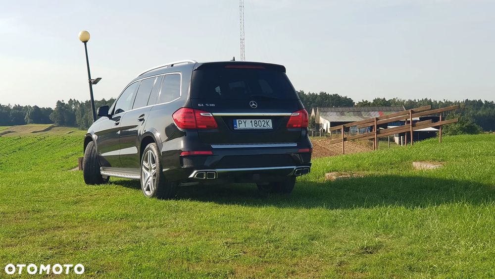 Mercedes-Benz GL - 5