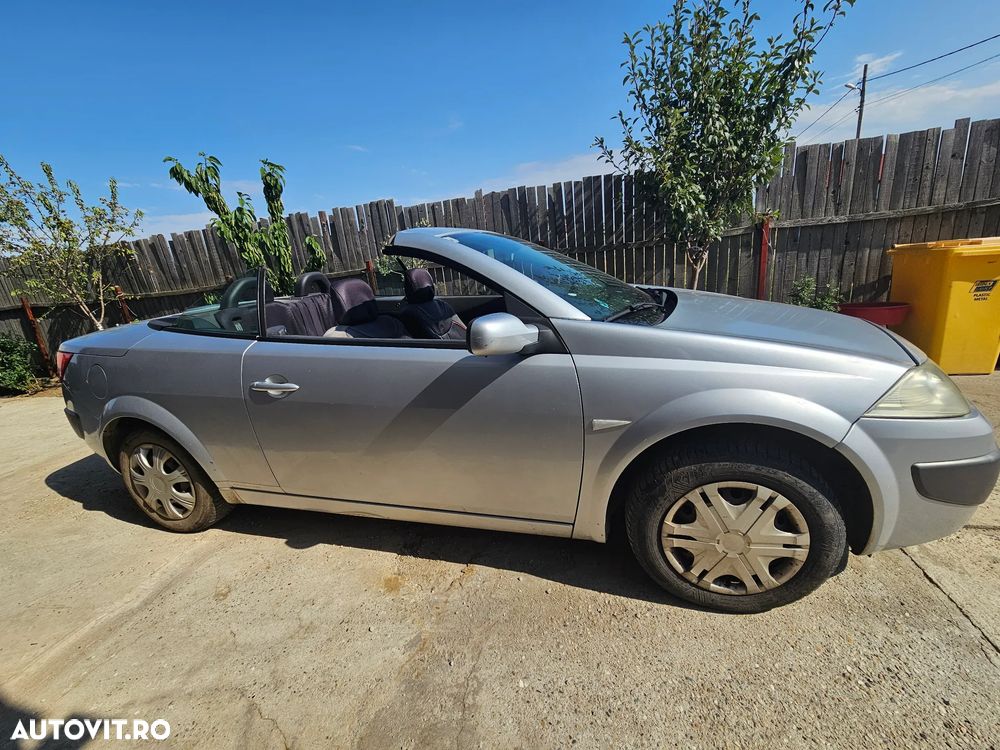 Renault Megane 1.6 Privilege - 5