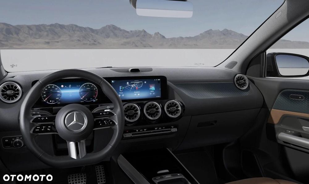 Mercedes-Benz GLA - 5