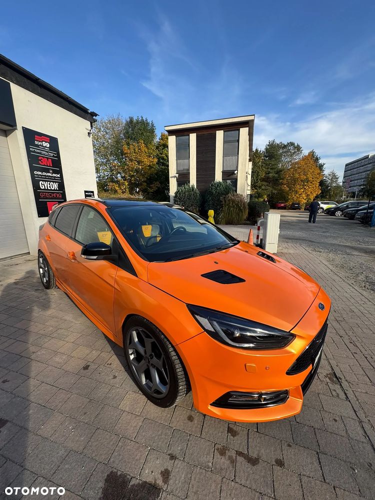 Ford Focus - 2