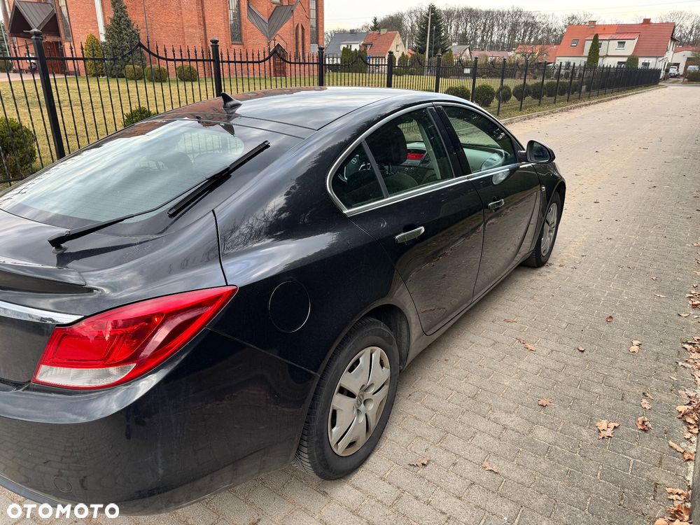 Opel Insignia 1.8 - 7
