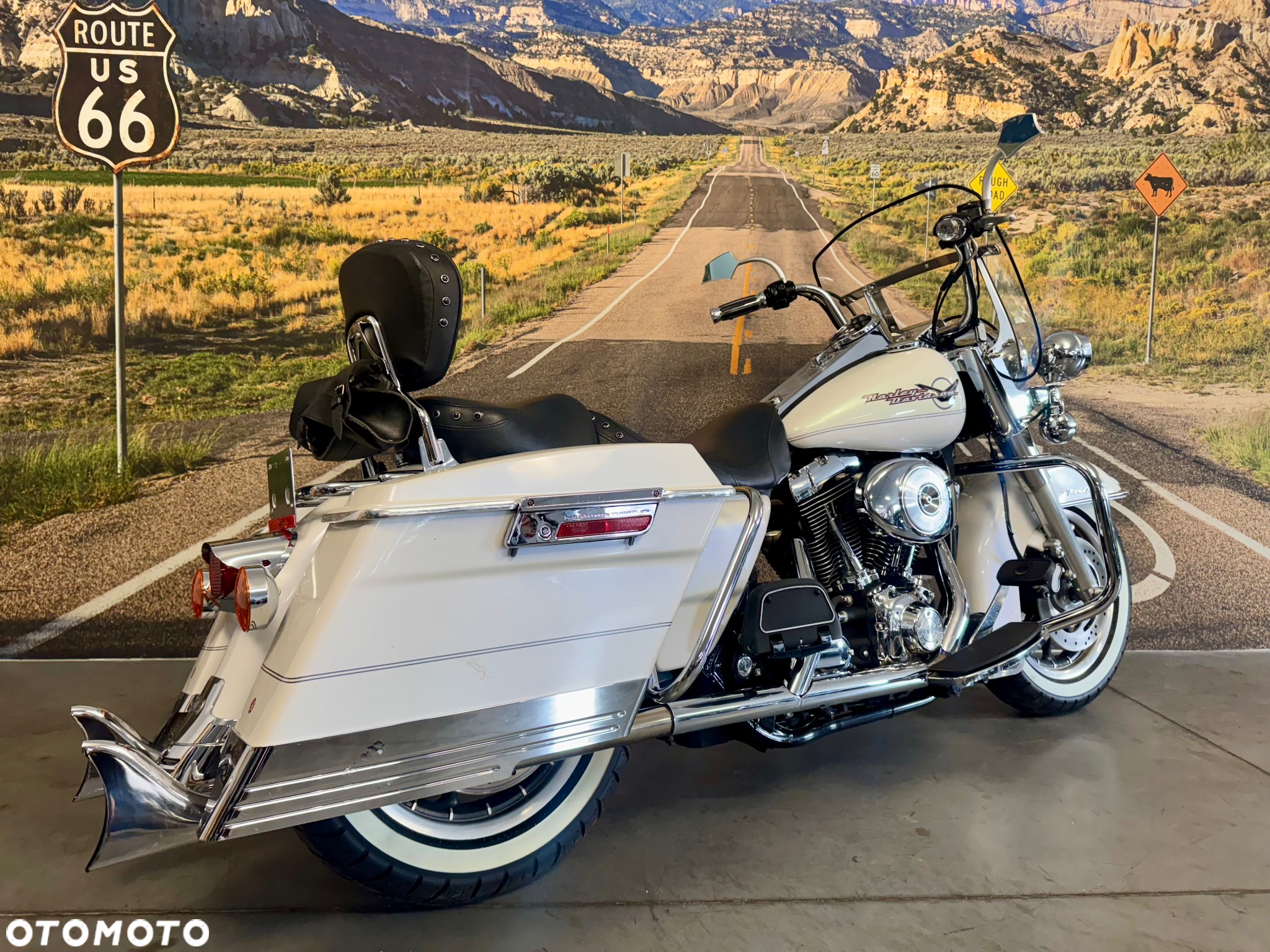 Harley-Davidson Touring Road King - 4