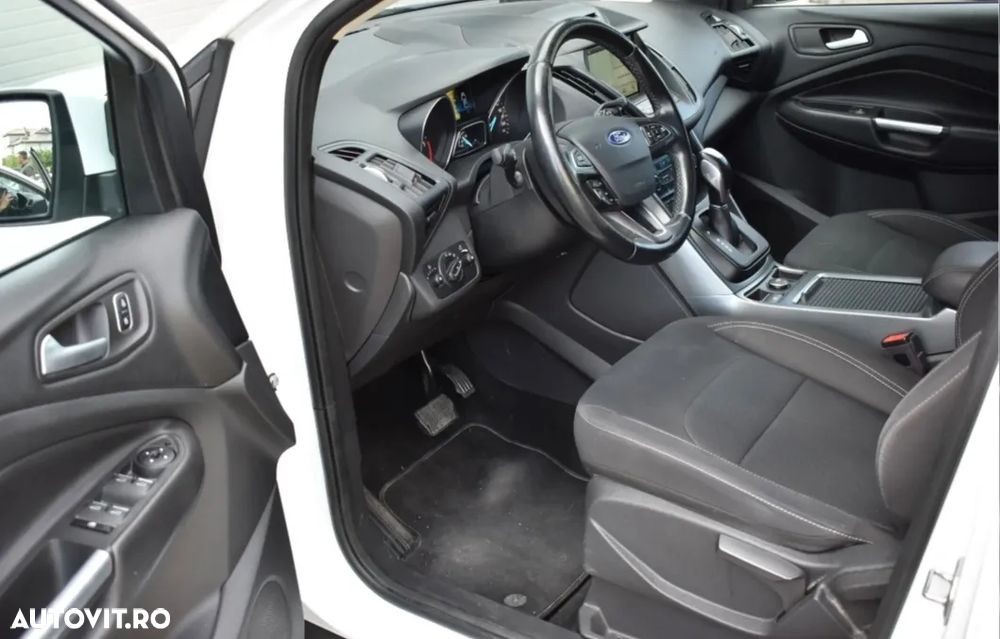 Ford Kuga 1.5 TDCi 2WD Powershift Trend - 6