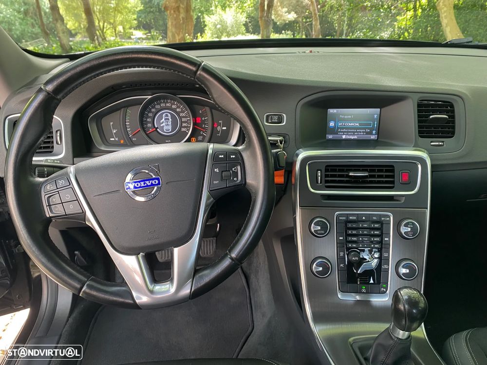 Volvo S60 1.6 D2 Momentum Eco - 7